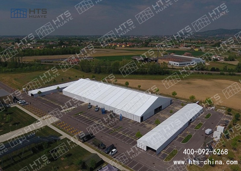 無(wú)需復(fù)雜地基，現(xiàn)場(chǎng)無(wú)加工作業(yè)，選簡(jiǎn)易戶(hù)外倉(cāng)庫(kù)篷房更高效